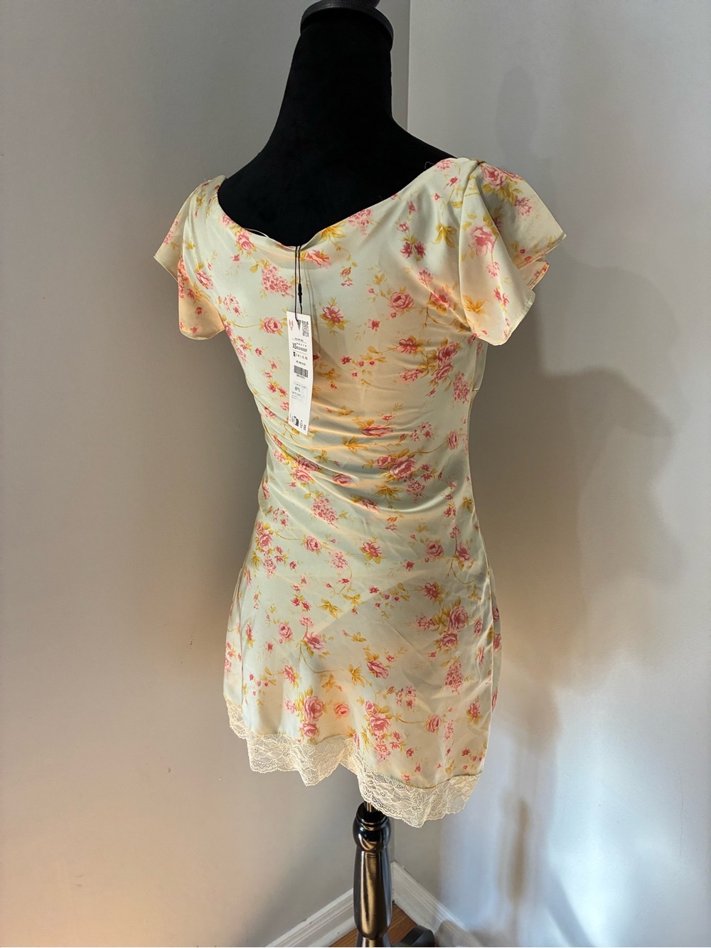 NWT Zara Mini Yellow Satin Dress - Picture 13 of 14